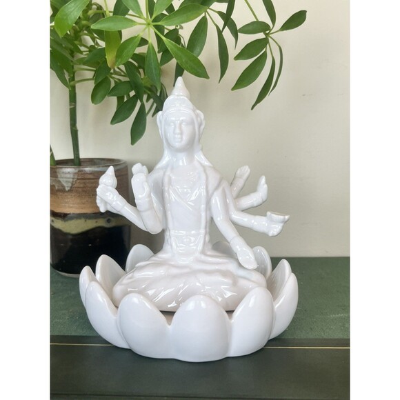 Beautiful Goddess Statue White Lotus Ceramic Jewelry Holder 6.5” x 5.5” - Picture 9 of 9